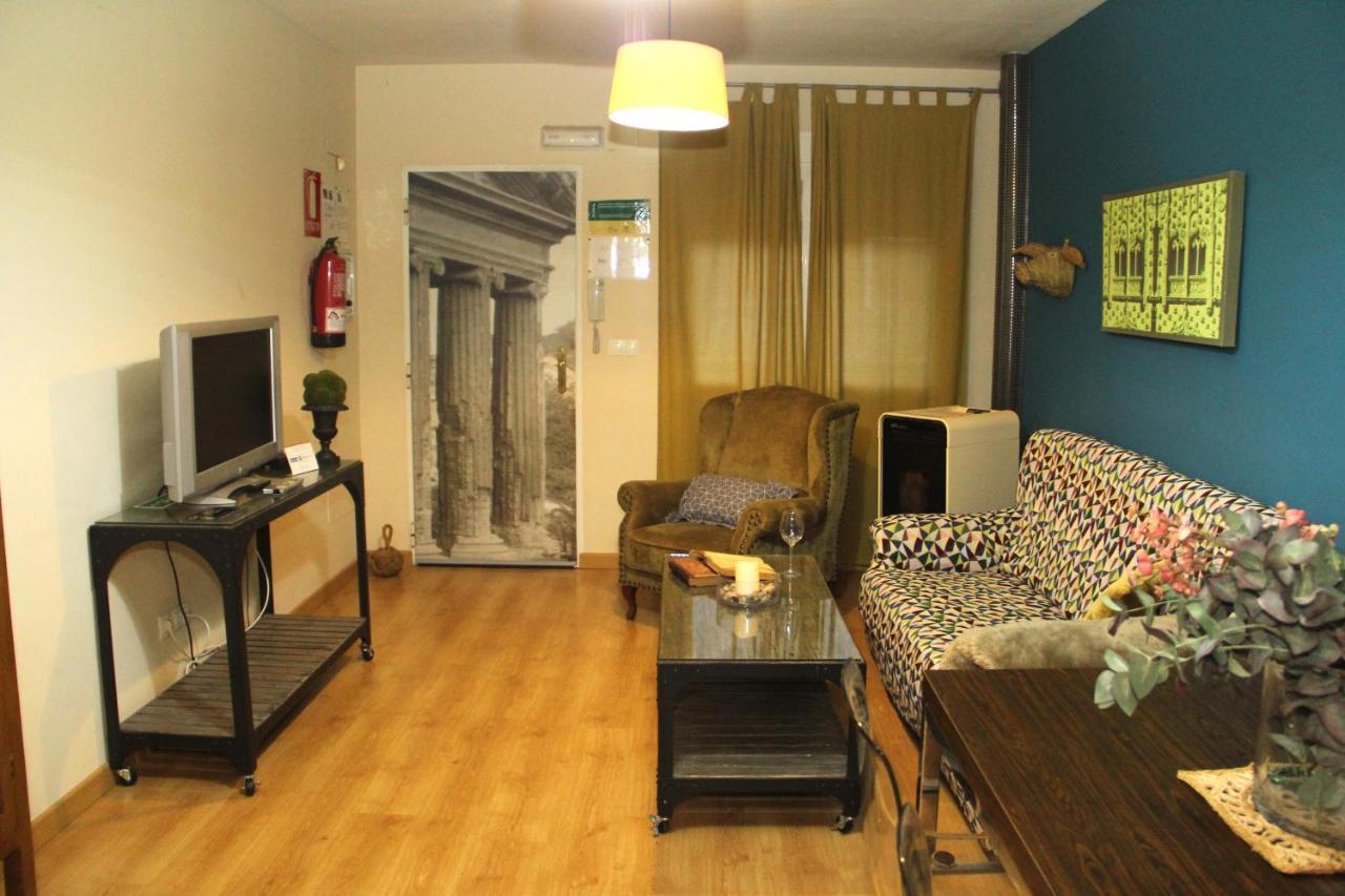 Apartamentos Alcazar De Баэса Экстерьер фото