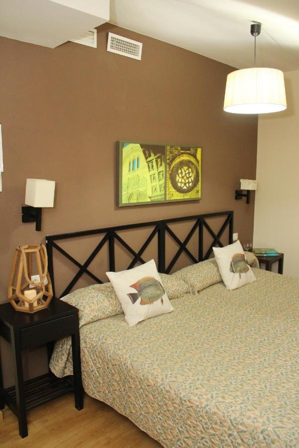Apartamentos Alcazar De Баэса Экстерьер фото